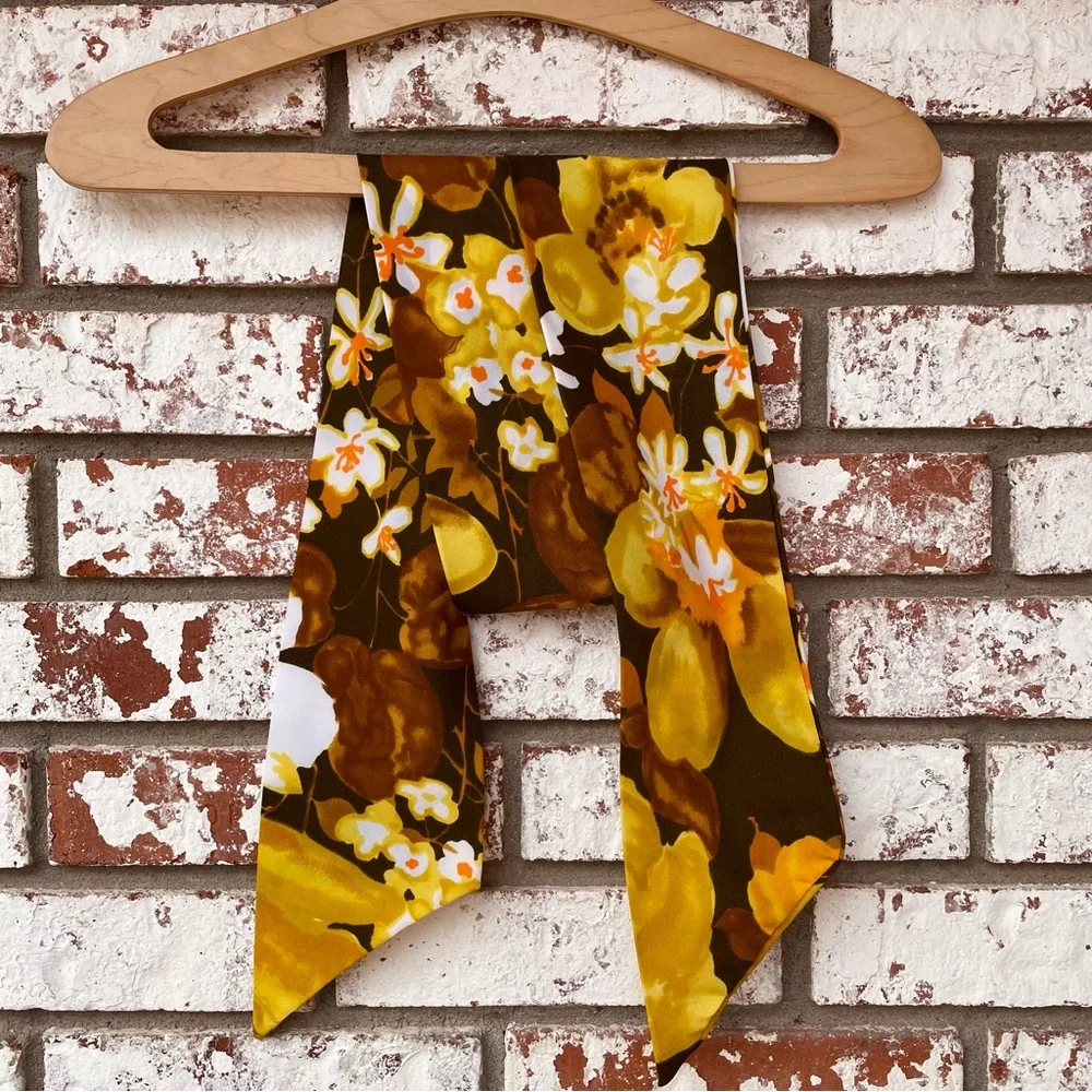 Vintage | 70s Floral Long Head Wrap Scarf
